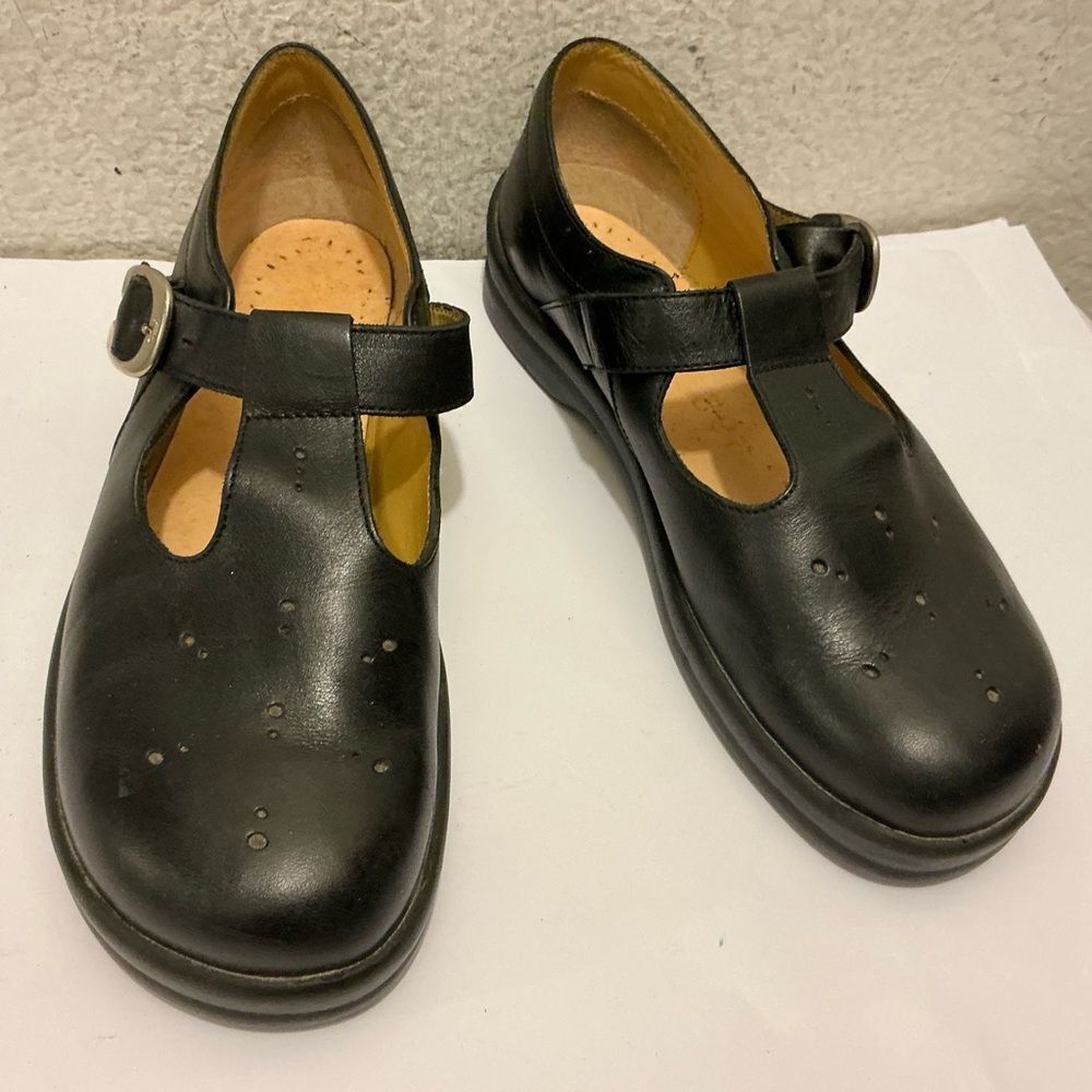 Footprints by Birkenstock Black Leather Mules